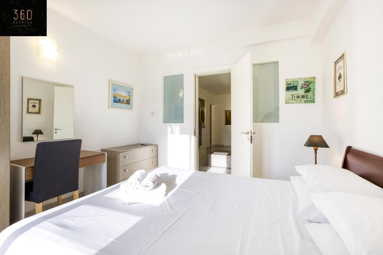 Centre Apt In St Julians/Pv With Spacious Living By 360 Estates Saint Julian's Exterior foto